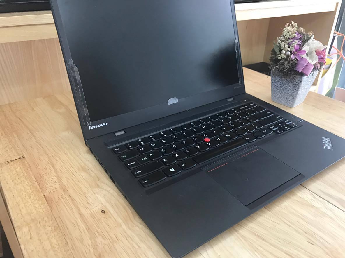 Thinkpad x1 carbon gen12 2024