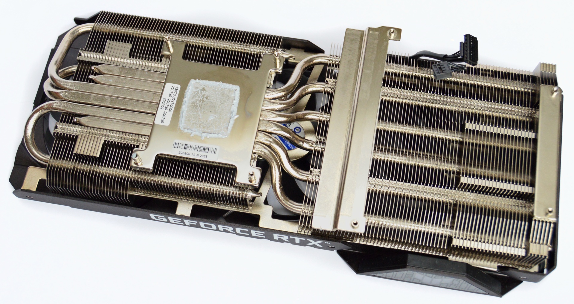 Обзор asus rog strix rtx 3090: королева графики и лучей