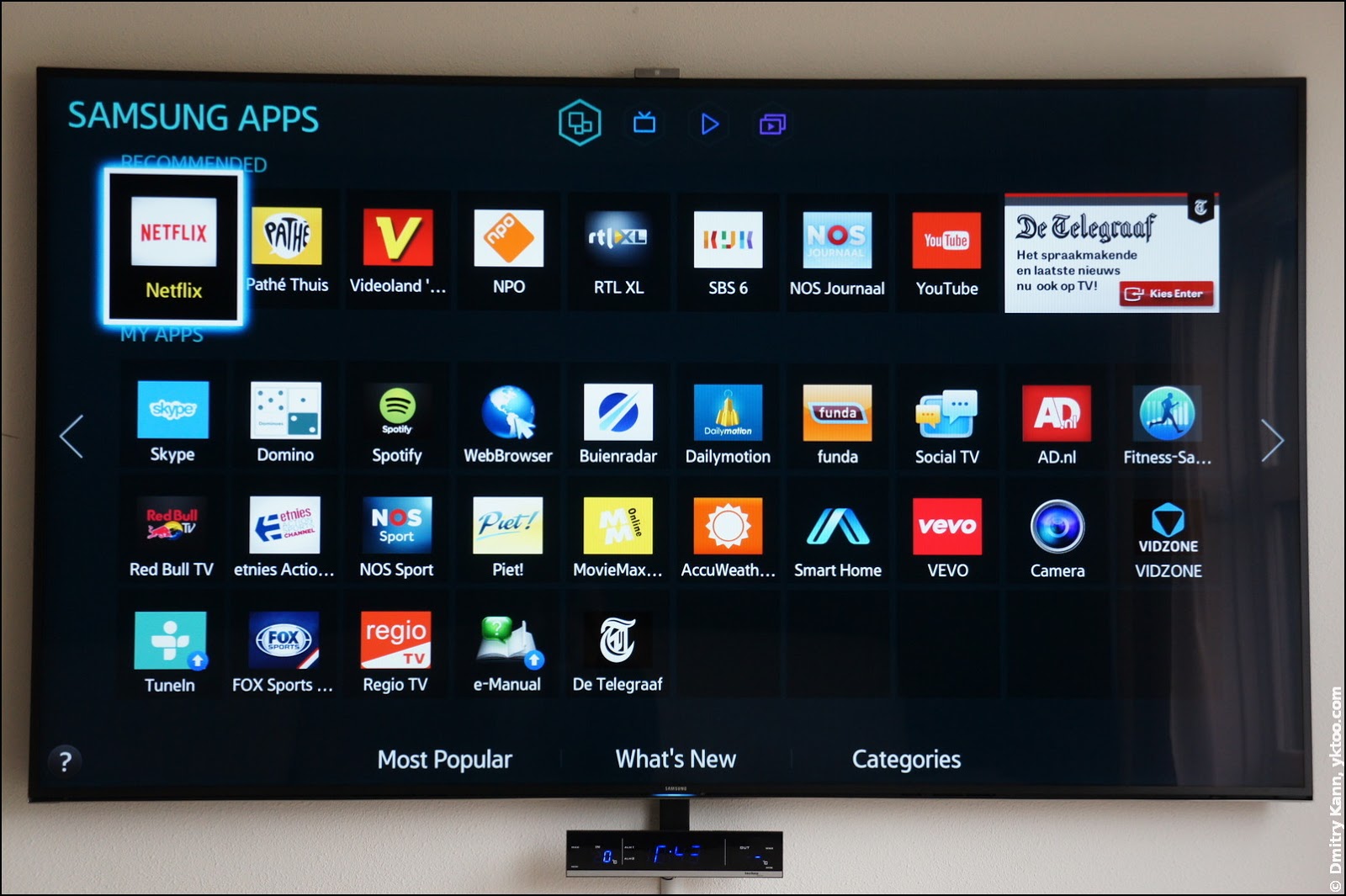 Smart tv apps. Smart TV Samsung программы TV. ТВ приставка самсунг смарт ТВ. Телевизор Samsung Android TV. Телевизор самсунг смарт ТВ.