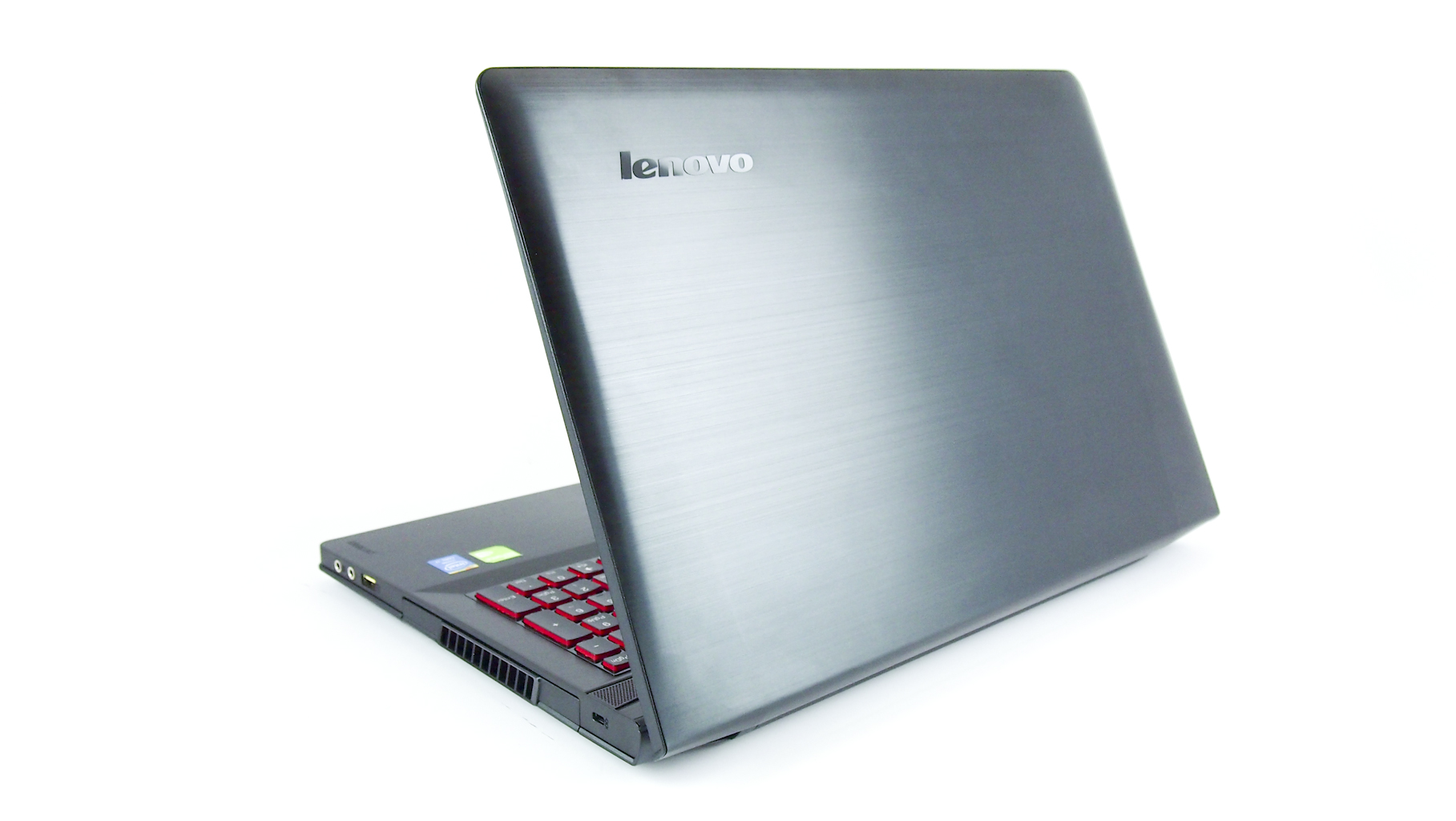 Новая статья: обзор игрового ноутбука lenovo ideapad y700: сдержанный игрок