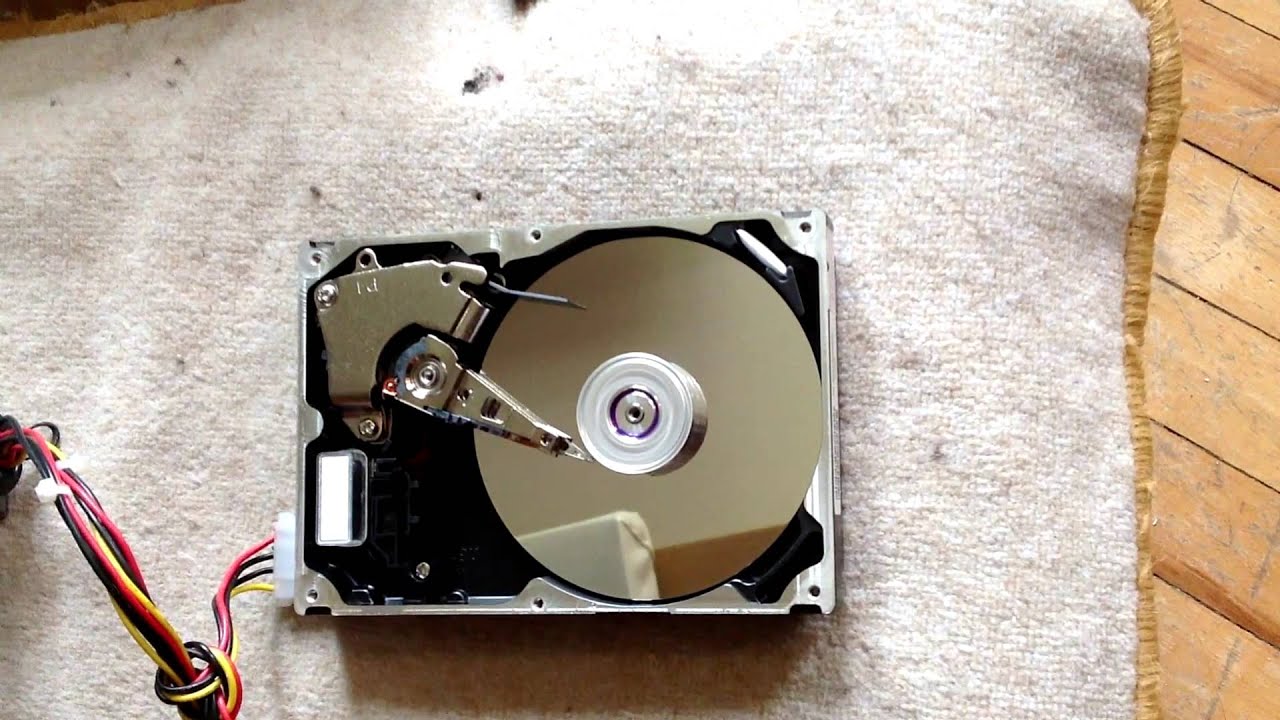 Шумит жесткий диск в видеорегистраторе