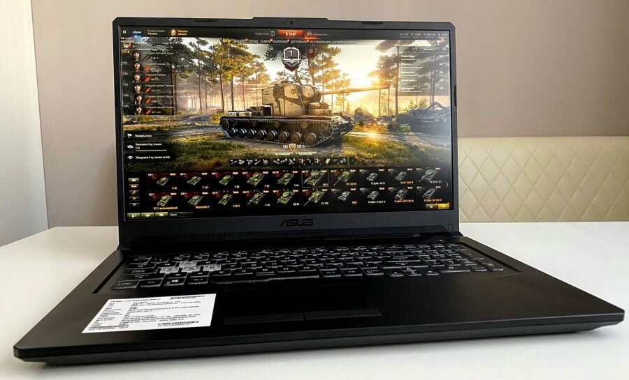 Asus tuf gaming f17 review: big screen, modest muscle