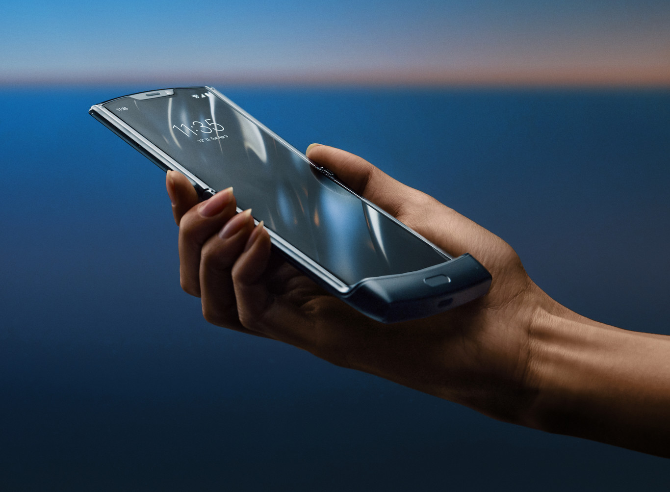 Обзор motorola defy (2021): все еще защищенный смартфон?